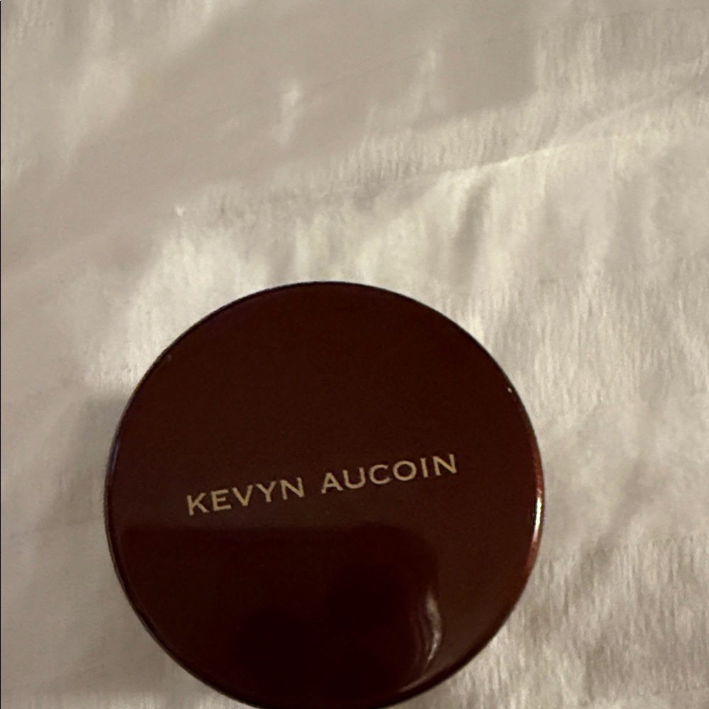Kevyn Aucoin sensual skin enhancer shade sx 16 nwt